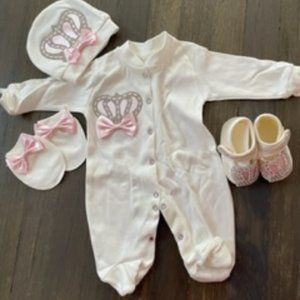 New Borm Coming Home Girl Outfit